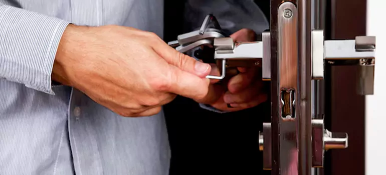 Local Multi Point Door Installation Experts in Ensley, FL
